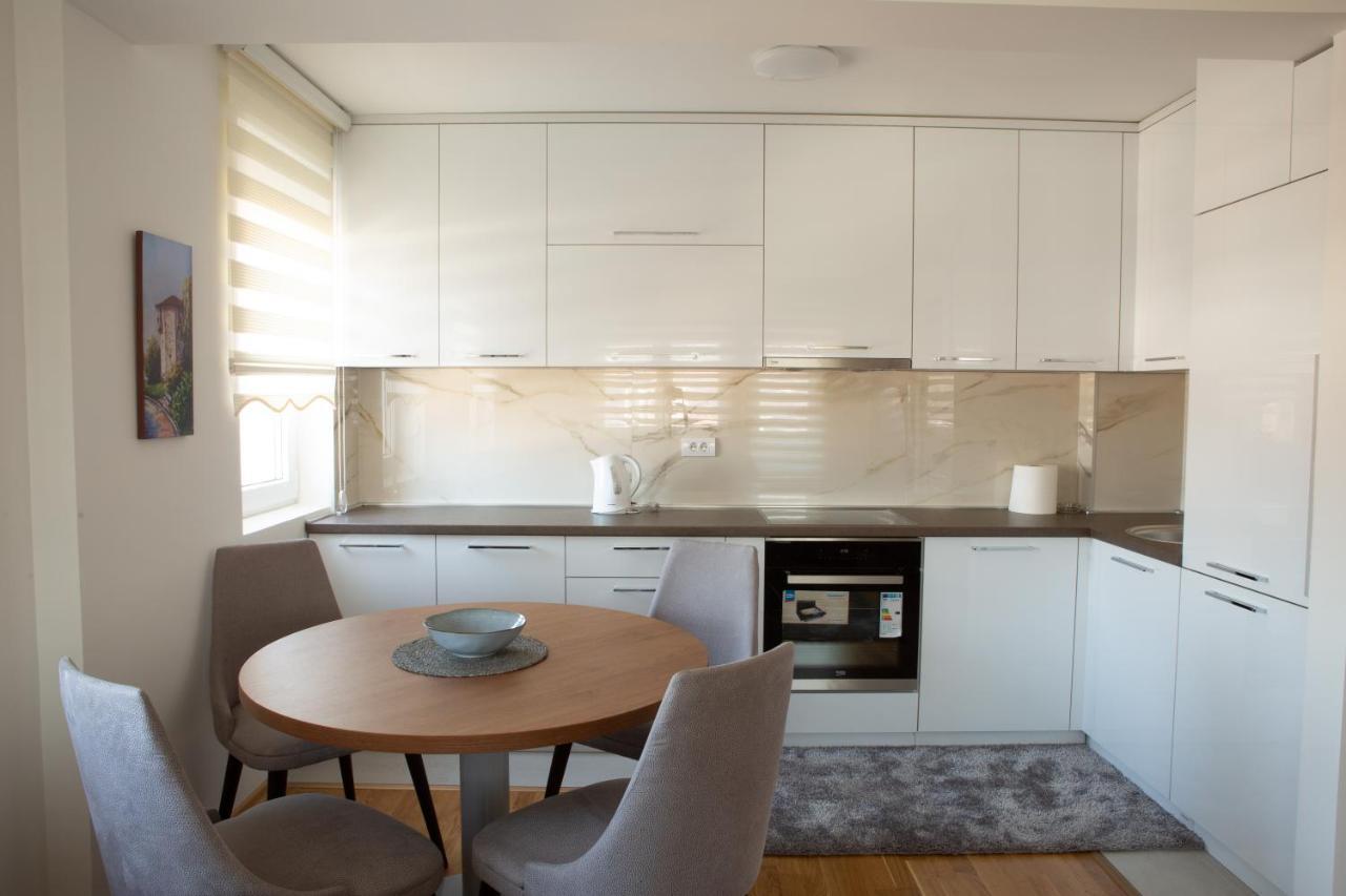 Novi Pazar Apartman Lux ภายนอก รูปภาพ
