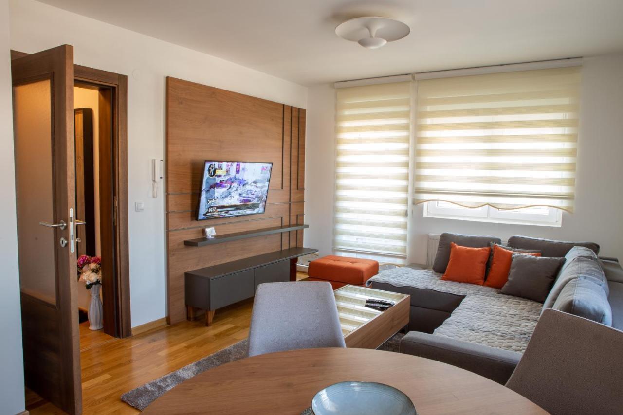 Novi Pazar Apartman Lux ภายนอก รูปภาพ